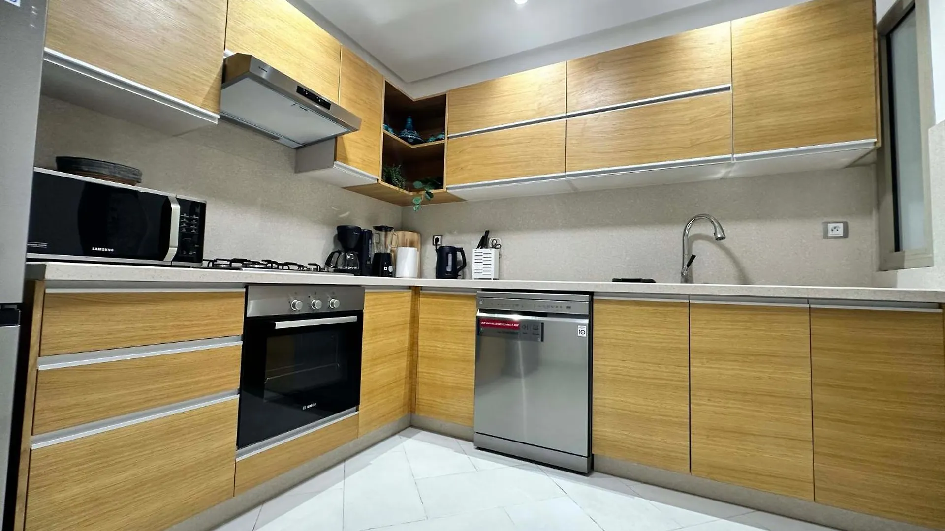 Chic Beachside Apt,Mountain View Agadir 0*,